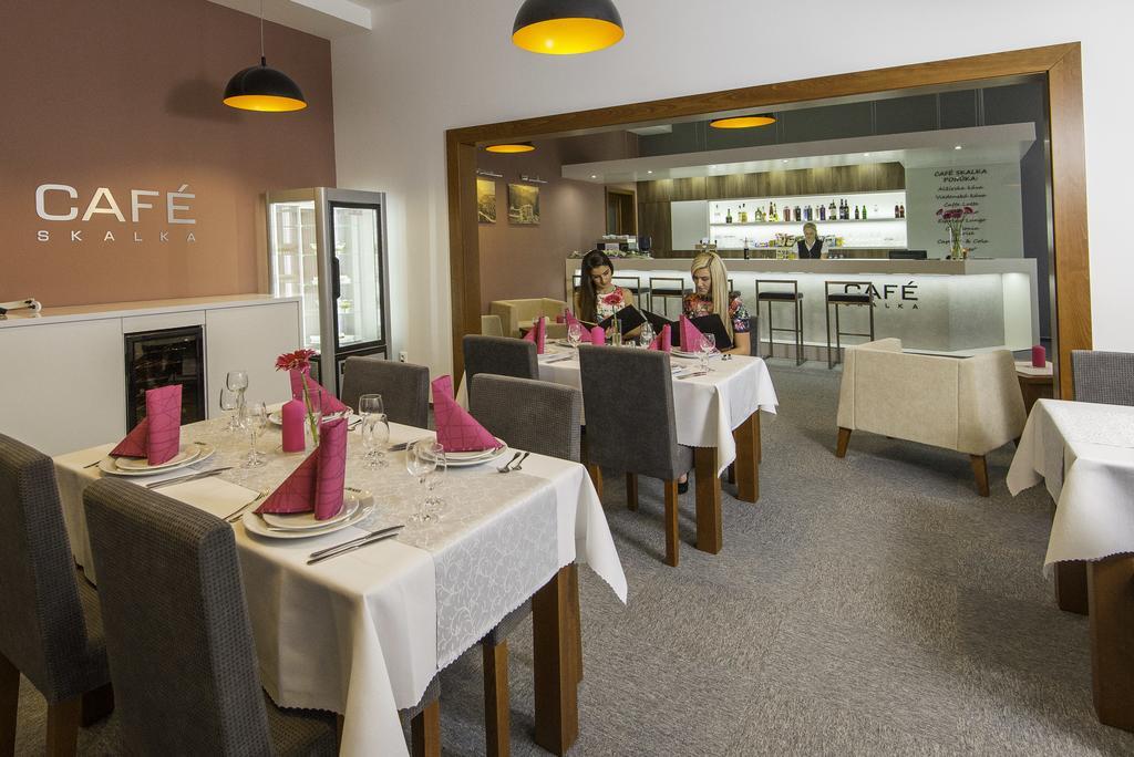 Hotel Skalka Rajecké Teplice Екстериор снимка