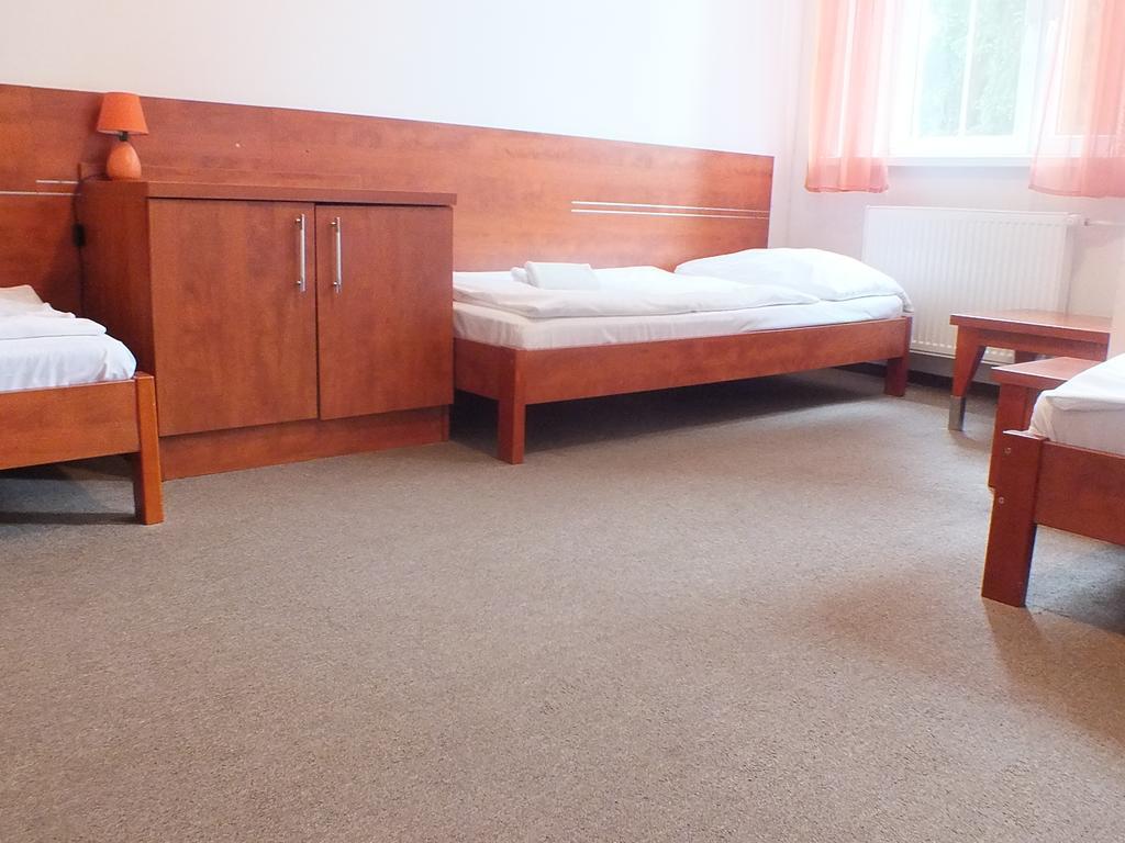 Hotel Skalka Rajecké Teplice Екстериор снимка