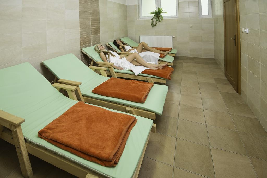 Hotel Skalka Rajecké Teplice Екстериор снимка