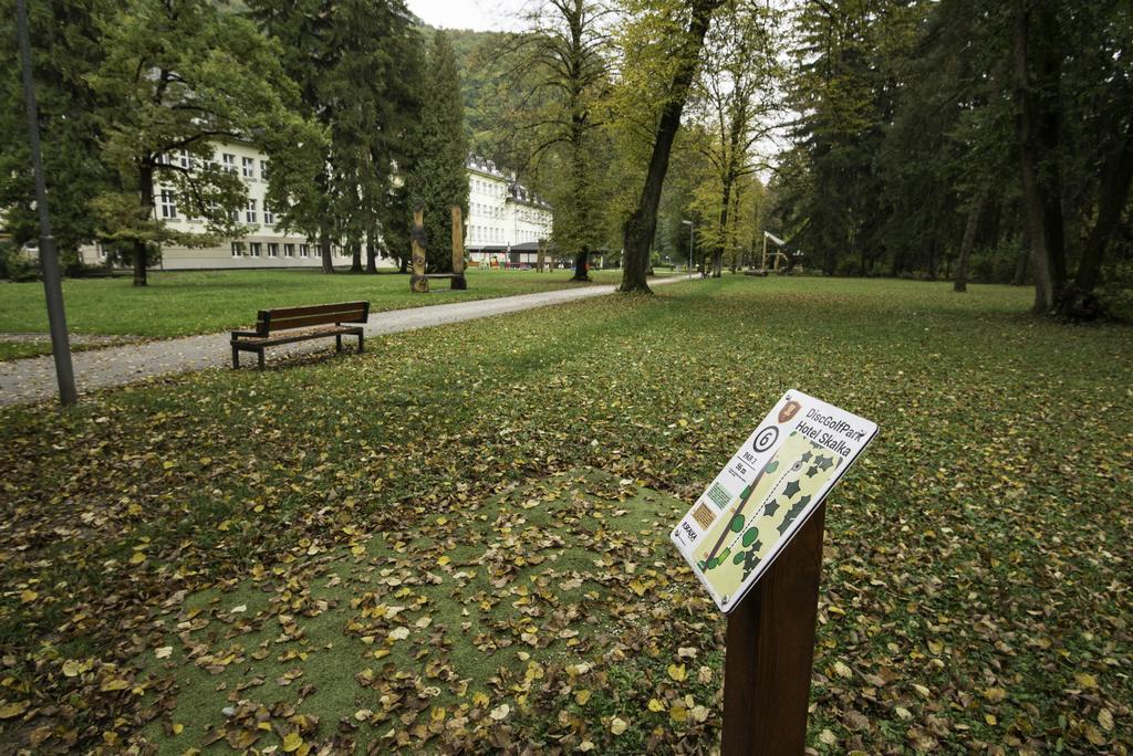 Hotel Skalka Rajecké Teplice Екстериор снимка