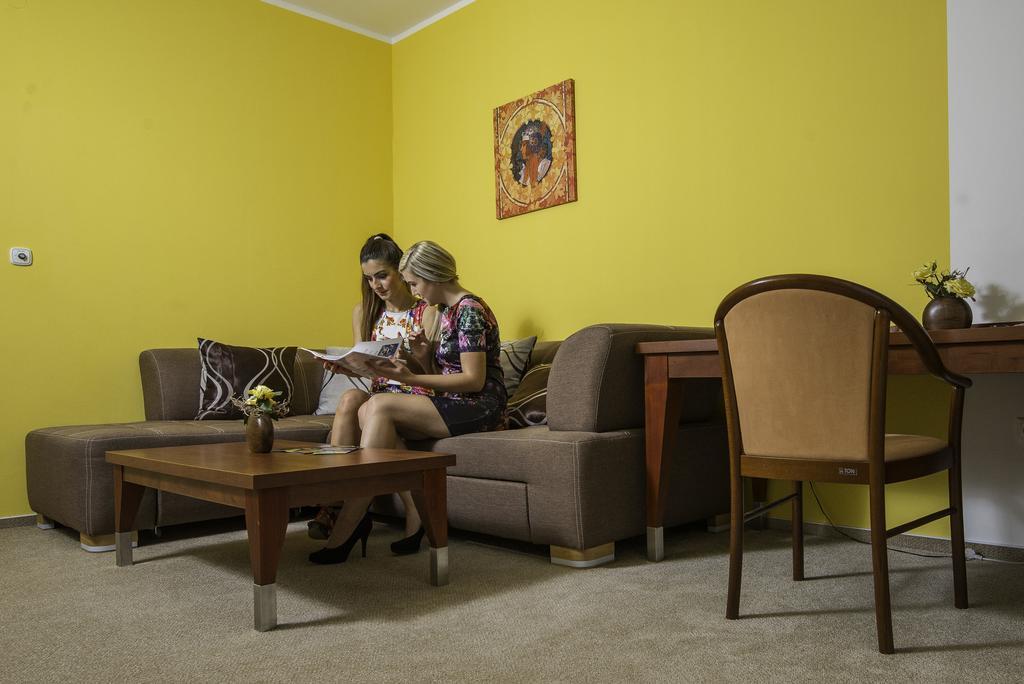 Hotel Skalka Rajecké Teplice Екстериор снимка