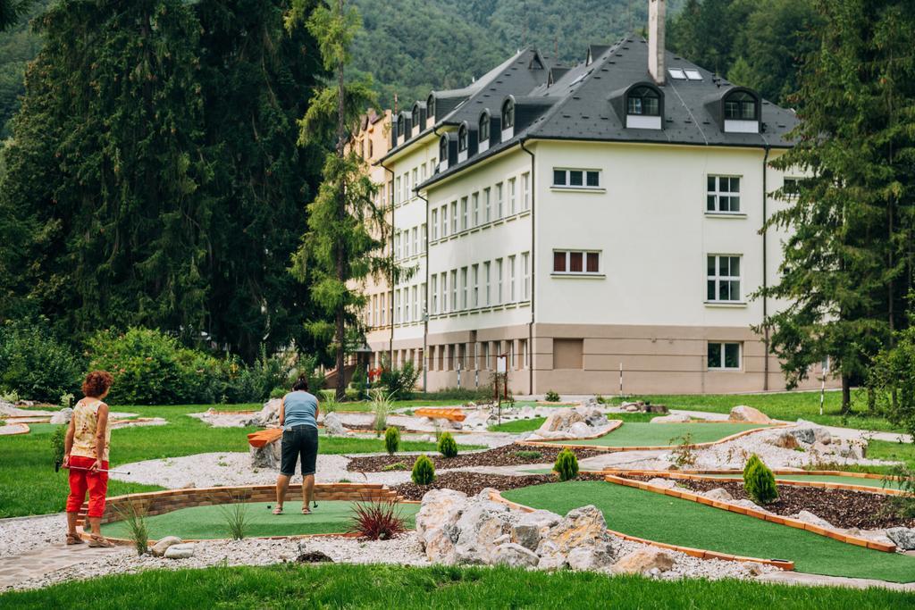 Hotel Skalka Rajecké Teplice Екстериор снимка