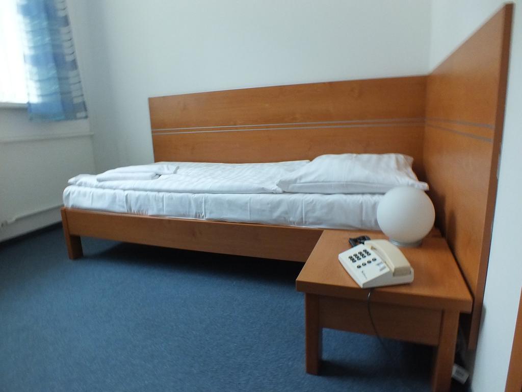 Hotel Skalka Rajecké Teplice Екстериор снимка