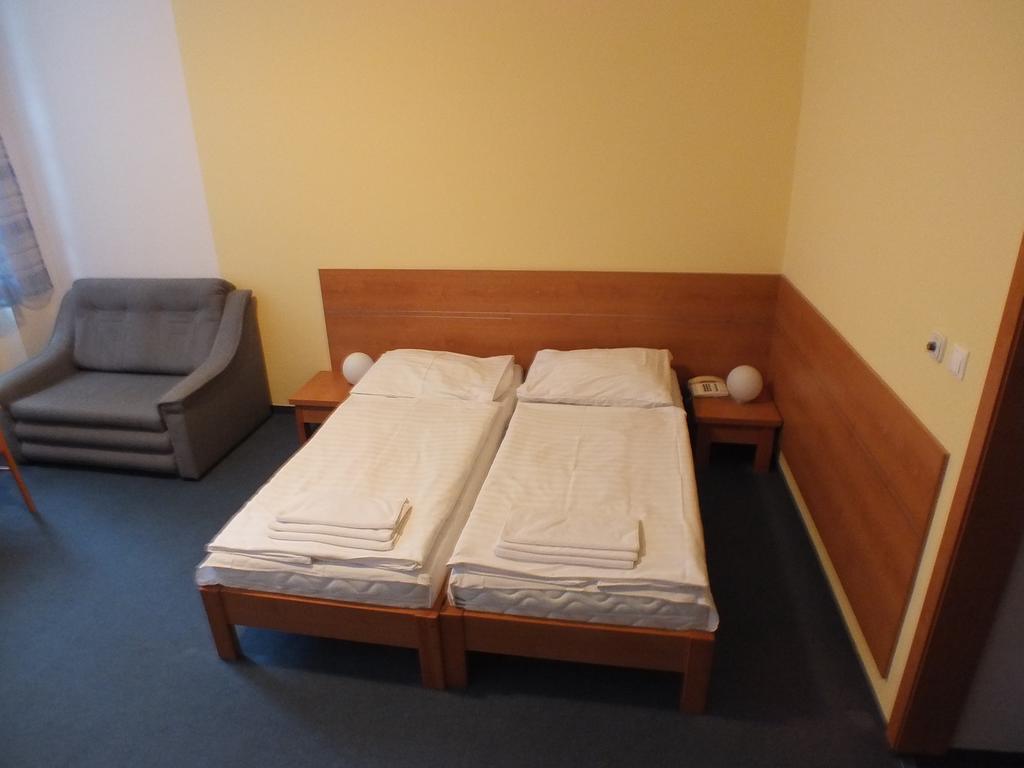 Hotel Skalka Rajecké Teplice Екстериор снимка