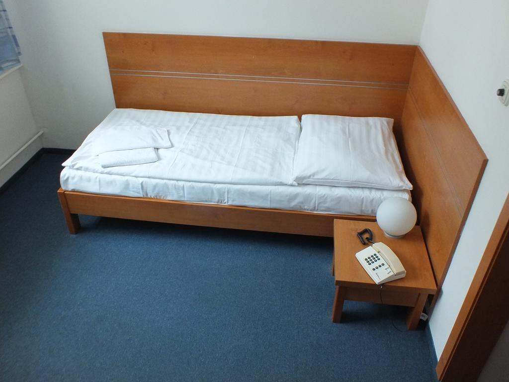 Hotel Skalka Rajecké Teplice Екстериор снимка