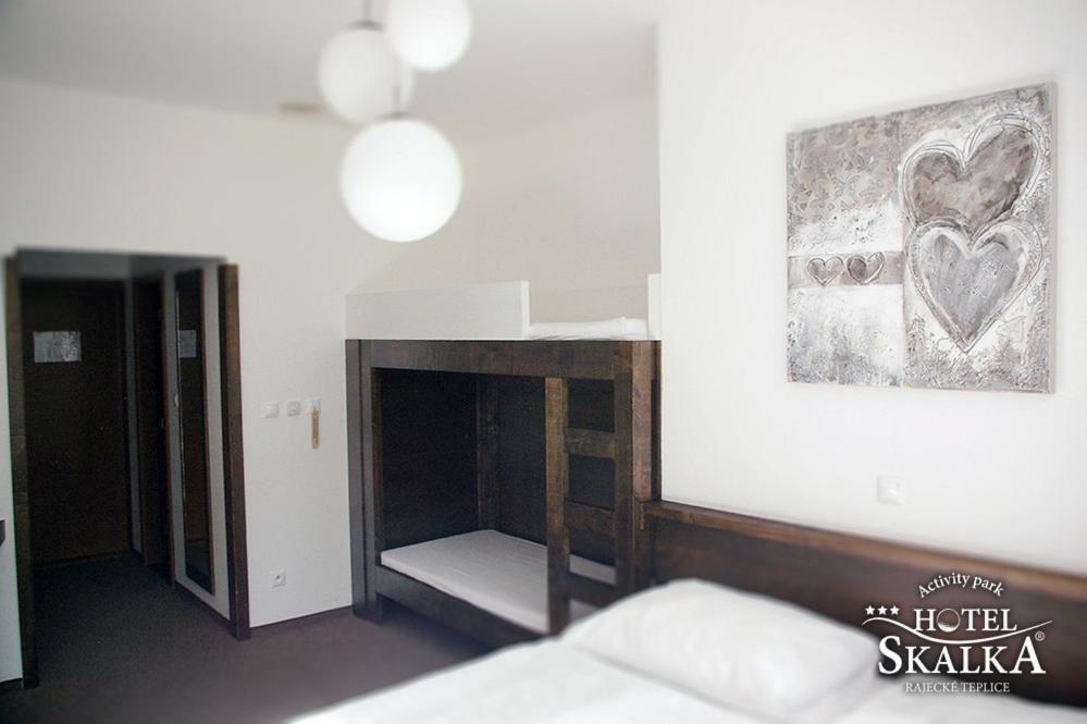 Hotel Skalka Rajecké Teplice Екстериор снимка