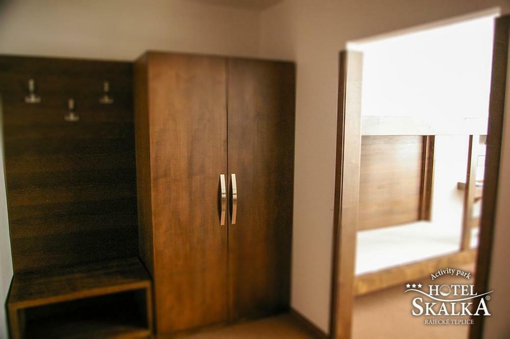Hotel Skalka Rajecké Teplice Екстериор снимка